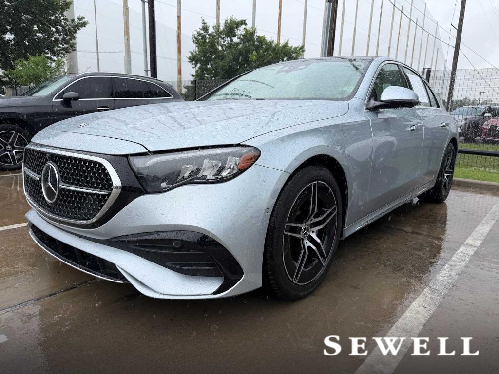 MERCEDES-BENZ E-CLASS - 1