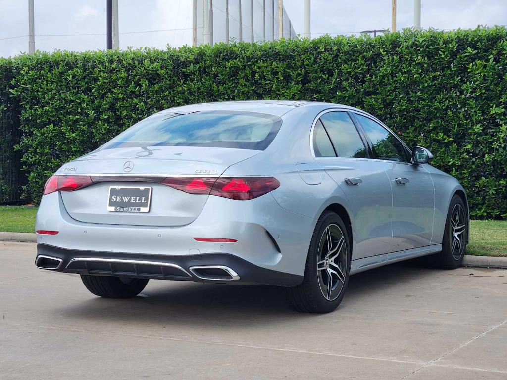 MERCEDES-BENZ E-CLASS - 8