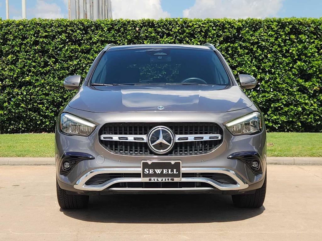 2024 Mercedes-BENZ GLA photo 2