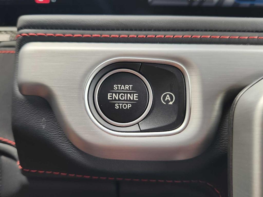 2025 Mercedes-BENZ AMG G 63 4MATIC — миниатюра 18