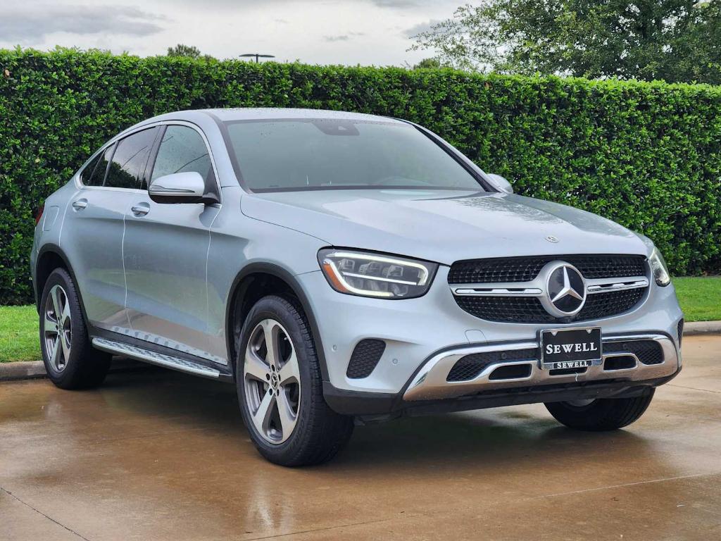 2021 Mercedes-BENZ GLC photo 3