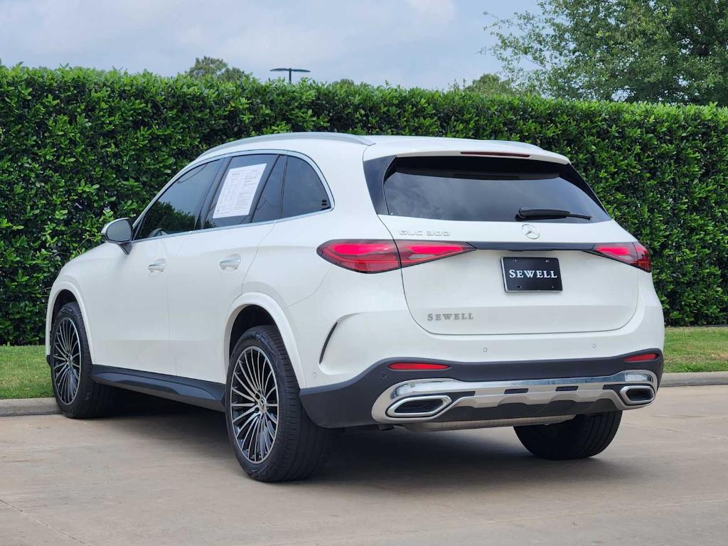 MERCEDES-BENZ GLC - 4