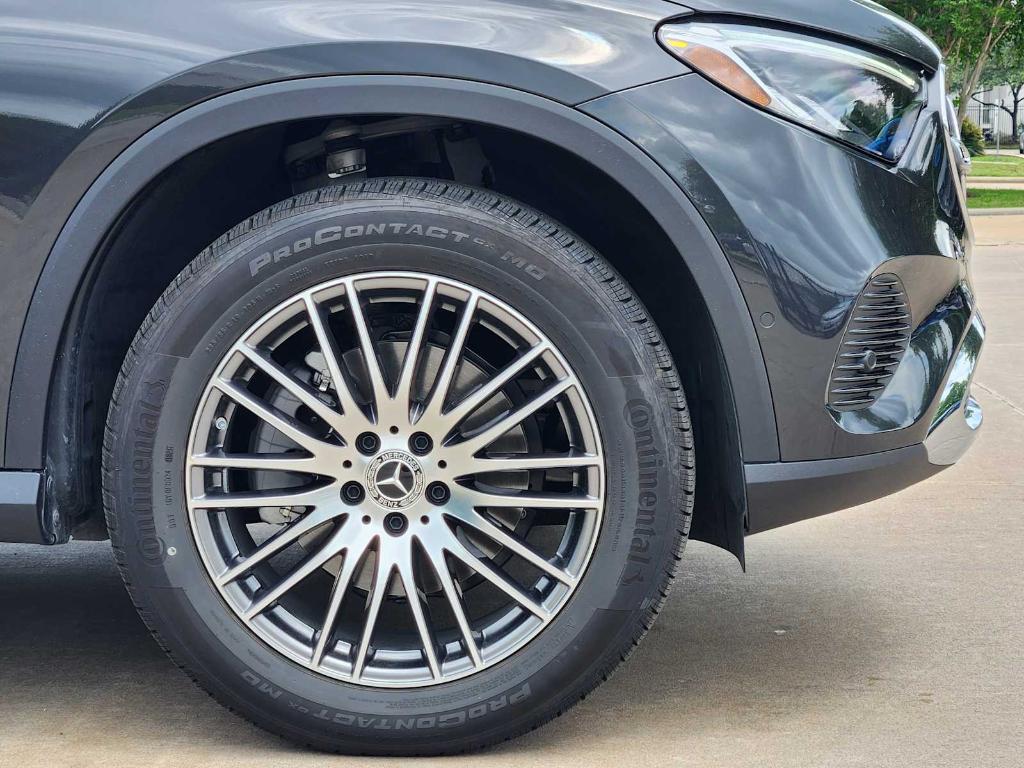 MERCEDES-BENZ GLC - 9