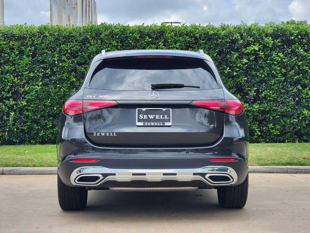 MERCEDES-BENZ GLC - 7