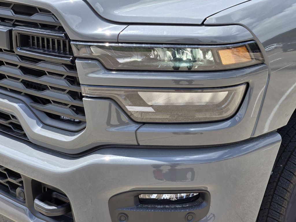 صورة مصغرة 11 لـ 2026 RAM 3500 LONE STAR CREW CAB 4X4 8' BOX