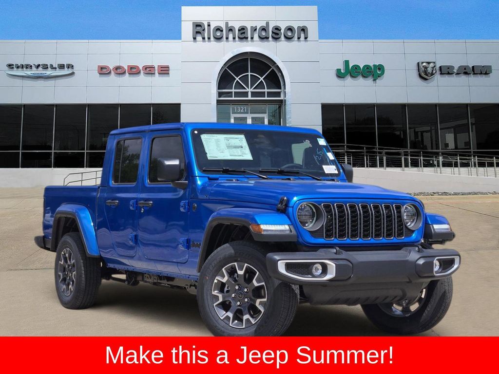 New 2026 Jeep Gladiator Sahara 4x4