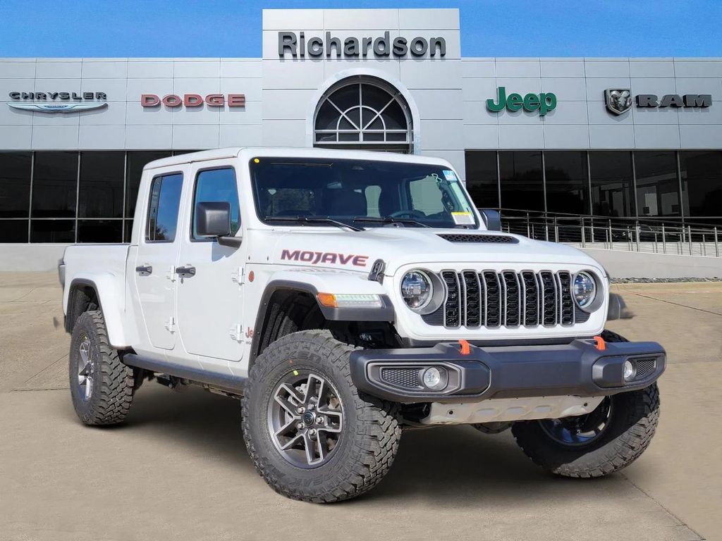 New 2026 Jeep Gladiator Mojave 4x4
