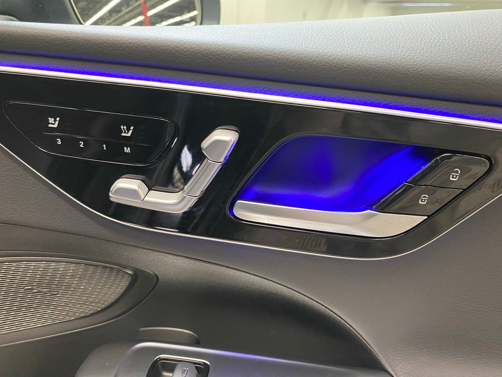 2025 Mercedes-BENZ C-CLASS 缩略图 17