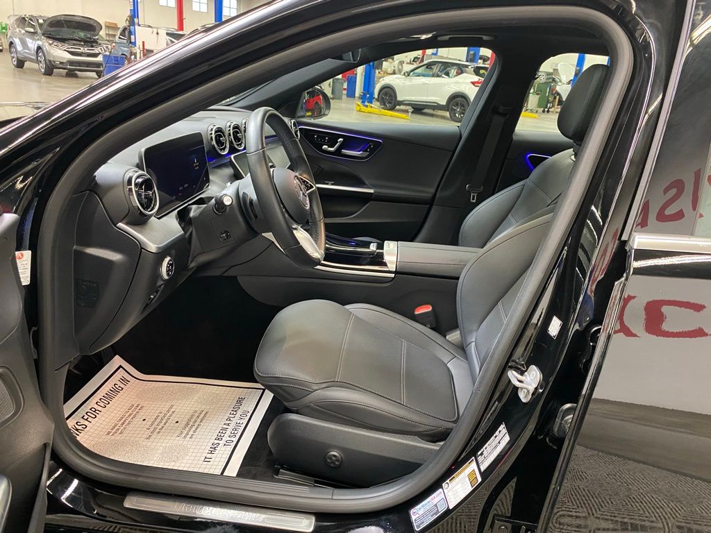 2025 Mercedes-BENZ C-CLASS 缩略图 24