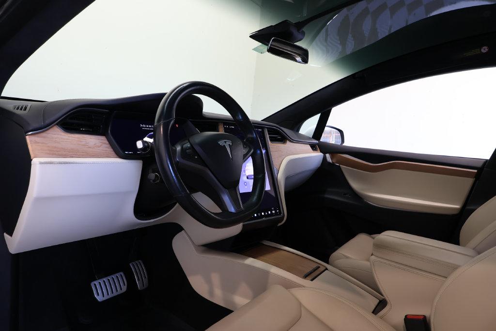 2020 Tesla MODEL X PERFORMANCE DUAL MOTOR ALL-WHEEL DRIVE — миниатюра 16