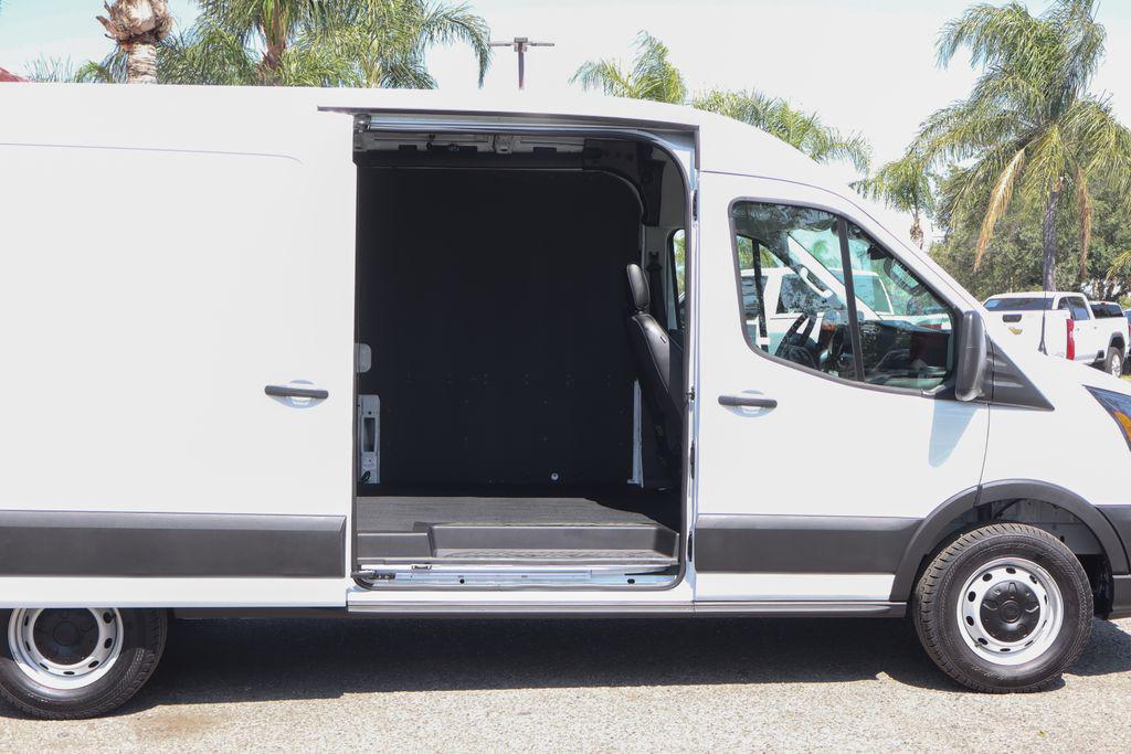 صورة مصغرة 11 لـ 2026 FORD TRANSIT-250 BASE