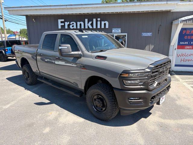 New 2026 RAM 2500 Tradesman Crew Cab 4x4 6'4' Box