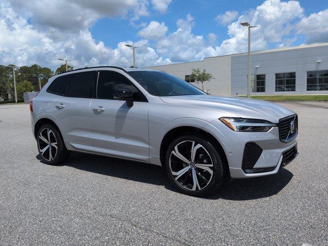 2025 Volvo XC60 B5 ULTRA — фото 2