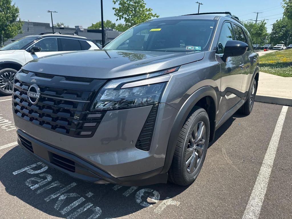 New 2026 Nissan Pathfinder SV