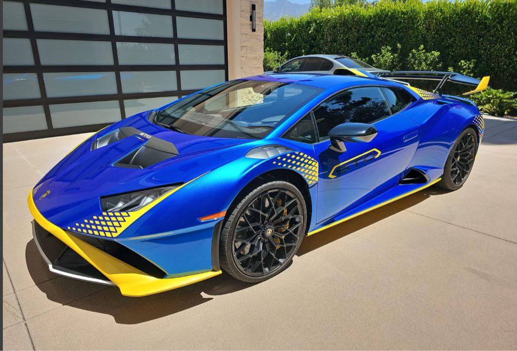 2022 Lamborghini Huracan STO