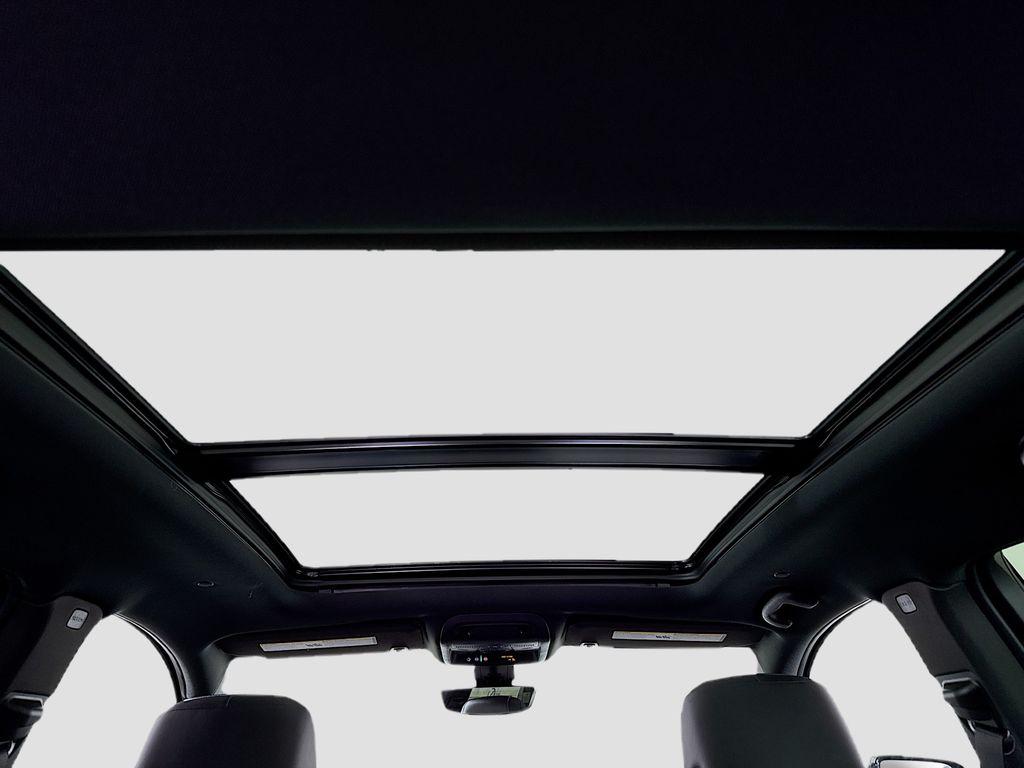 2026 Cadillac XT5 SPORT — миниатюра 22