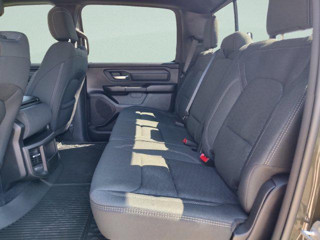 2027 RAM 1500 WARLOCK — миниатюра 28