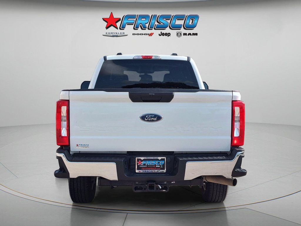 صورة 6 لـ 2025 FORD F-250 XLT