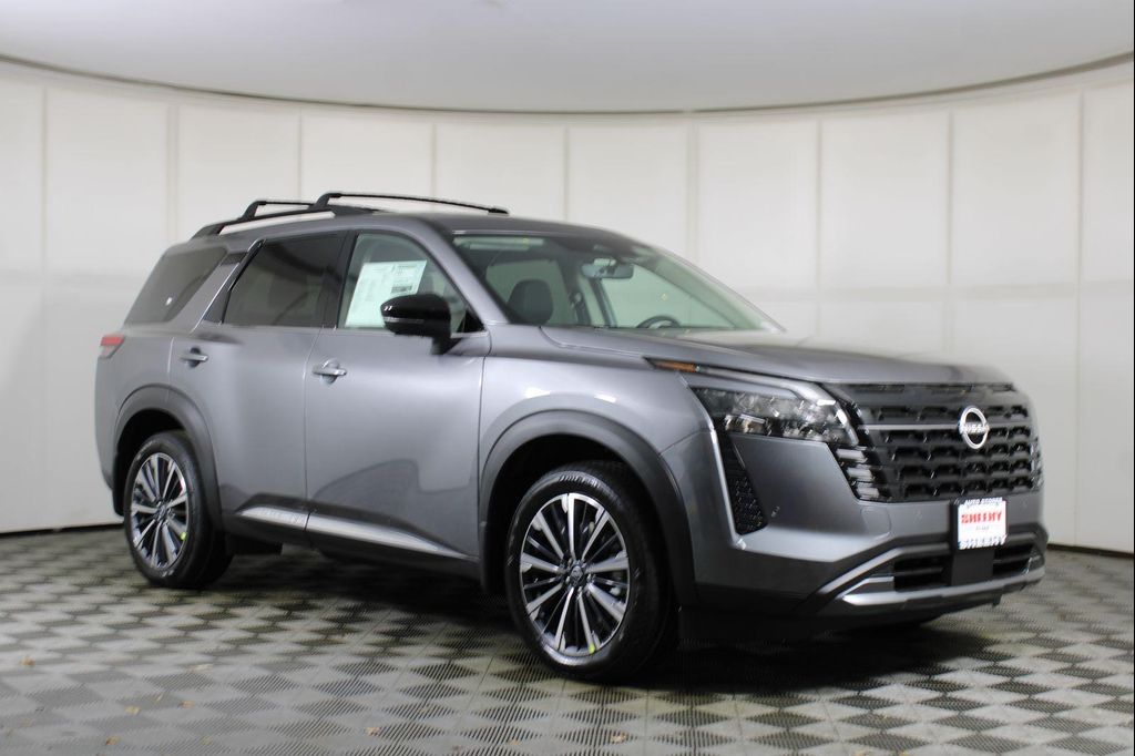 New 2026 Nissan Pathfinder Platinum