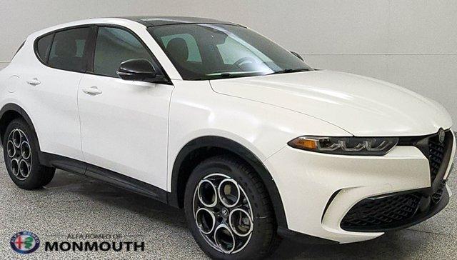 New 2025 Alfa Romeo Tonale Base