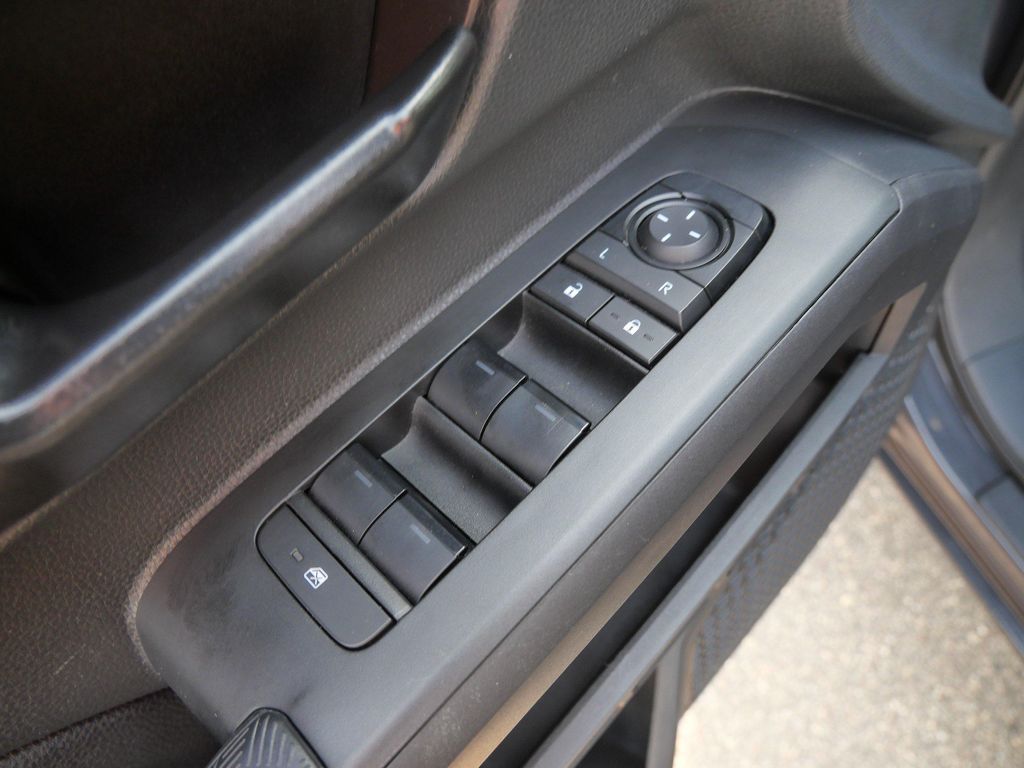 2024 Toyota TACOMA SR5 缩略图 19