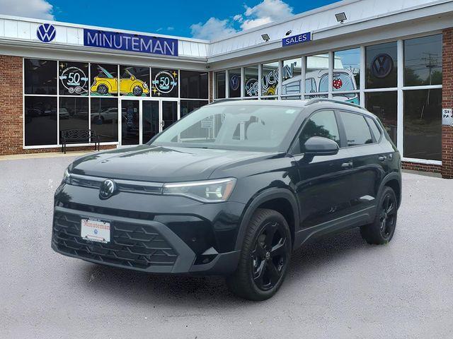 New 2026 Volkswagen Taos 1.5T SE Black