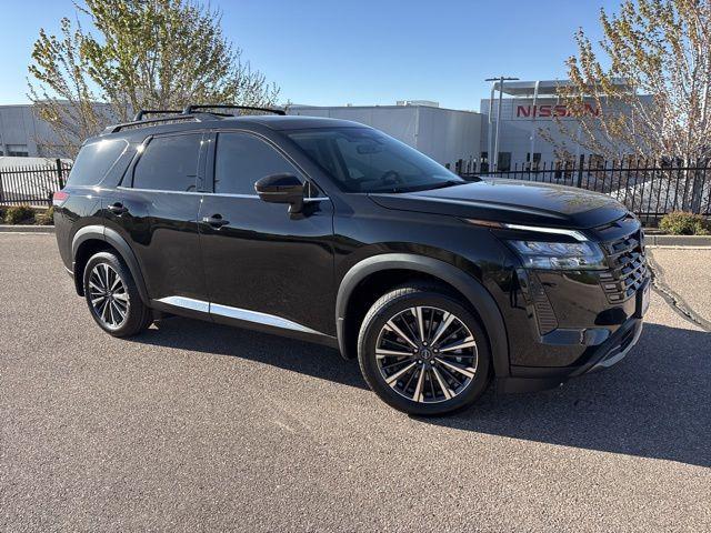 New 2026 Nissan Pathfinder Platinum