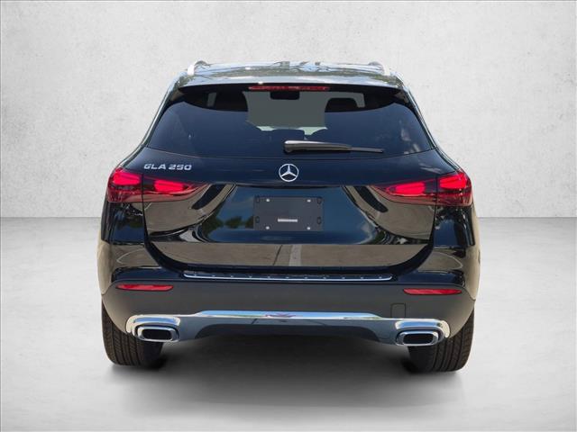 2026 Mercedes-BENZ GLA photo 7