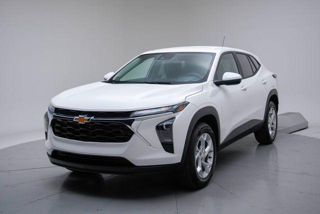 New 2026 Chevrolet Trax LS