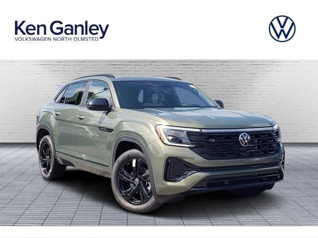 New 2026 Volkswagen Atlas Cross Sport 2.0T SEL R-Line Black