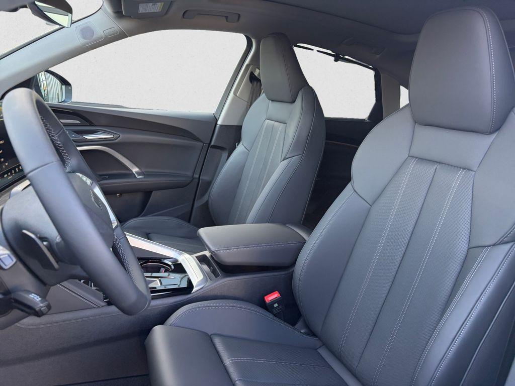 صورة مصغرة 10 لـ 2025 AUDI Q5 2.0T PREMIUM