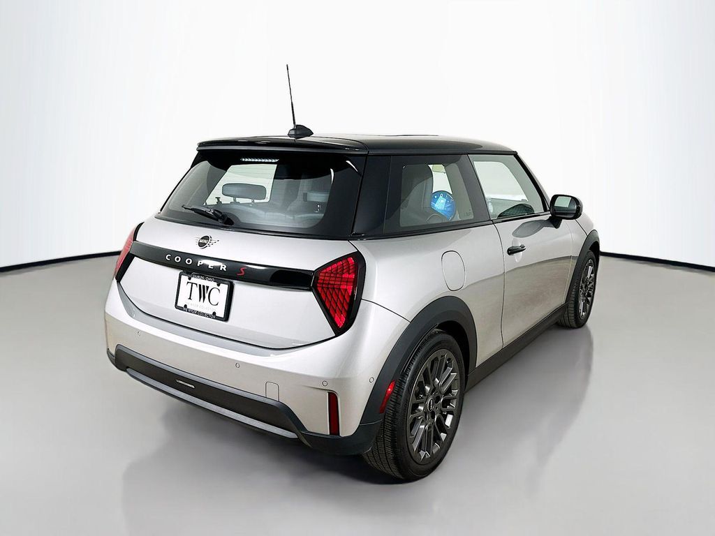 2026 MINI HARDTOP COOPER S — фото 5