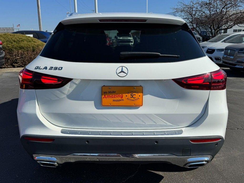 MERCEDES-BENZ GLA-CLASS - 4