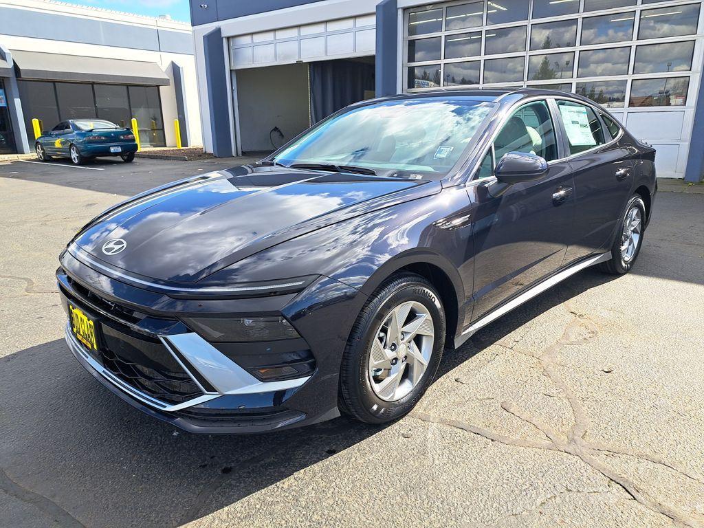 New 2026 Hyundai SONATA SE