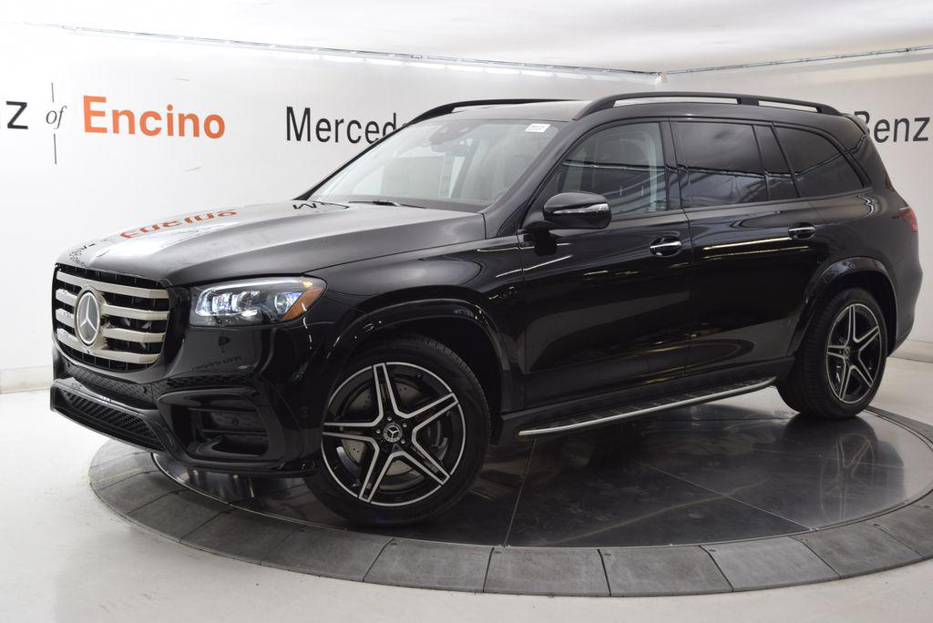 2026 Mercedes-BENZ GLS — фото 2