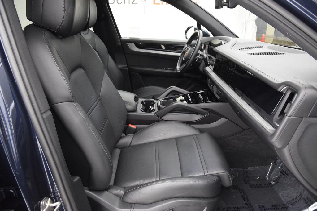 صورة مصغرة 17 لـ 2024 Porsche CAYENNE