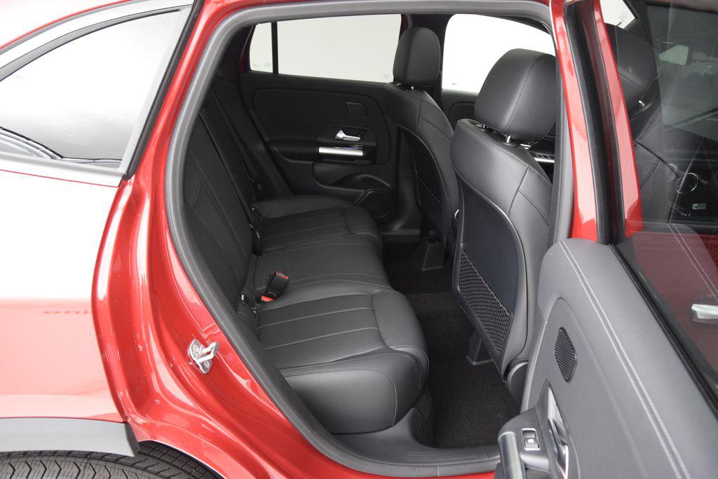 2026 Mercedes-BENZ GLA 缩略图 19