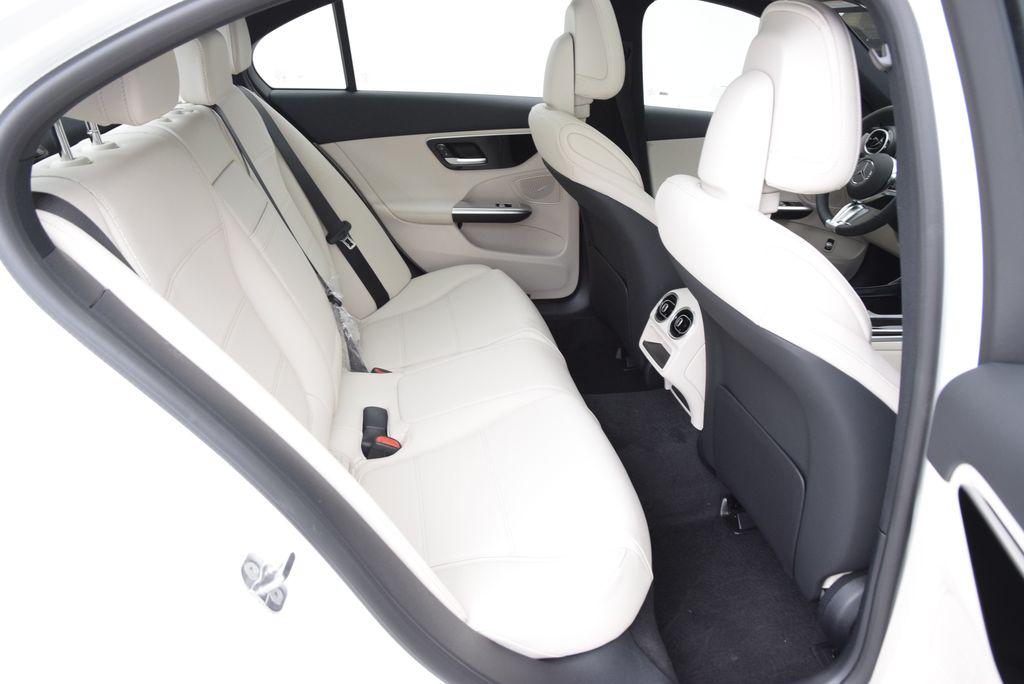 صورة مصغرة 19 لـ 2026 Mercedes-BENZ C-CLASS