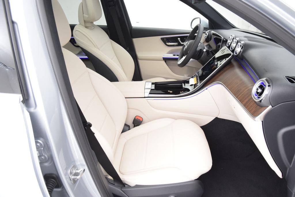 صورة مصغرة 16 لـ 2026 Mercedes-BENZ GLC