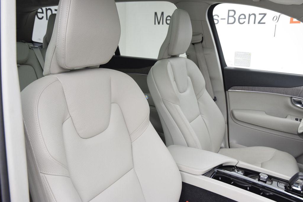 2023 Volvo XC90 B5 PLUS — миниатюра 16