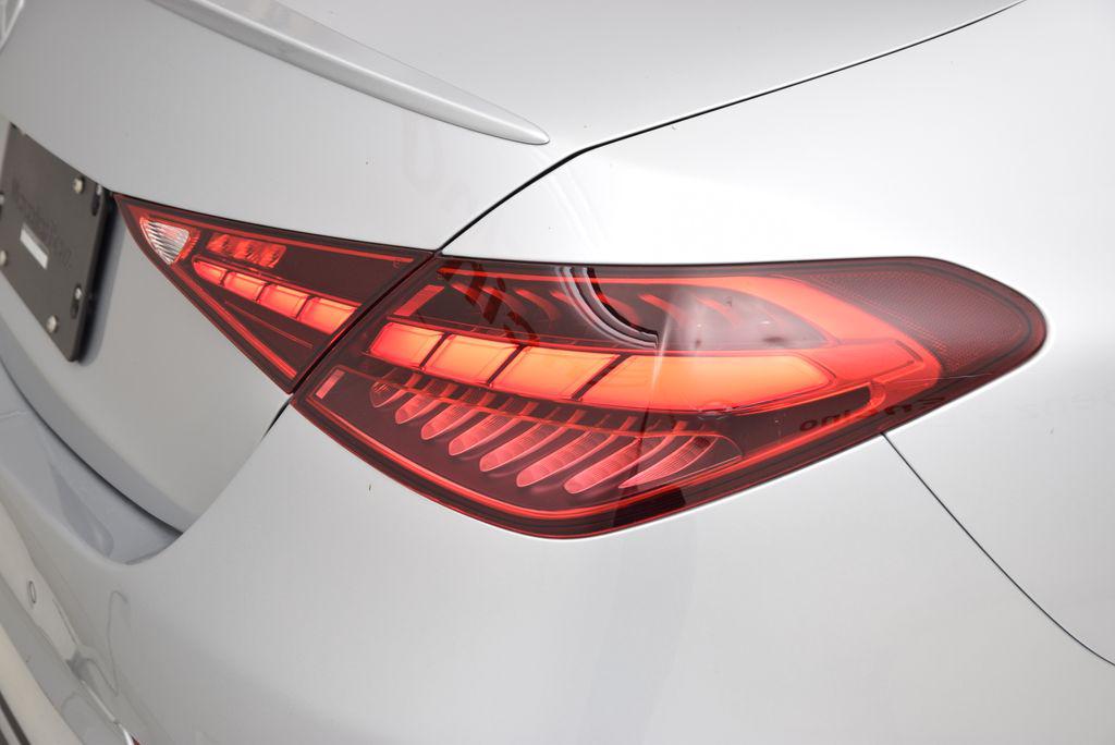 2026 Mercedes-BENZ C-CLASS — миниатюра 13
