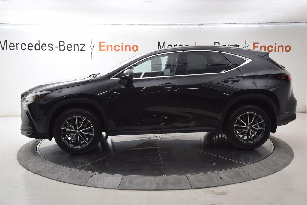 صورة 3 لـ 2025 Lexus NX 250 BASE