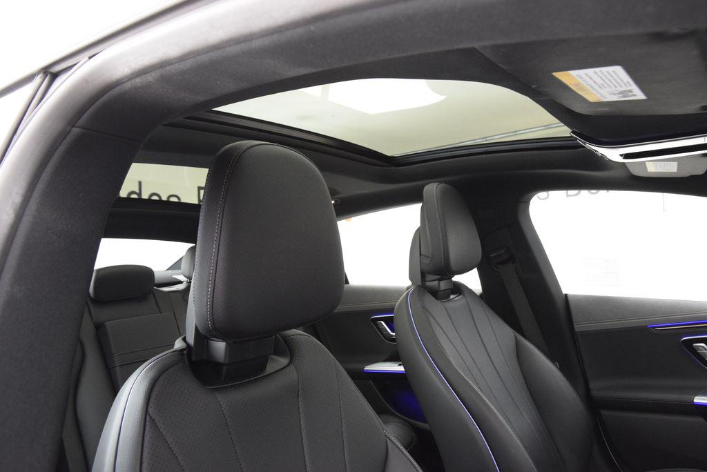 2023 Mercedes-BENZ EQE 缩略图 18
