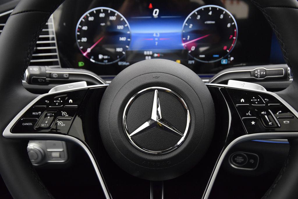 2026 Mercedes-BENZ GLE — миниатюра 24