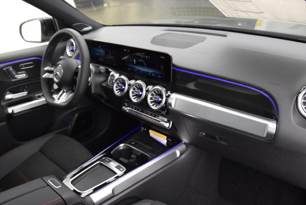 2026 Mercedes-BENZ AMG GLB 35 4MATIC 缩略图 15