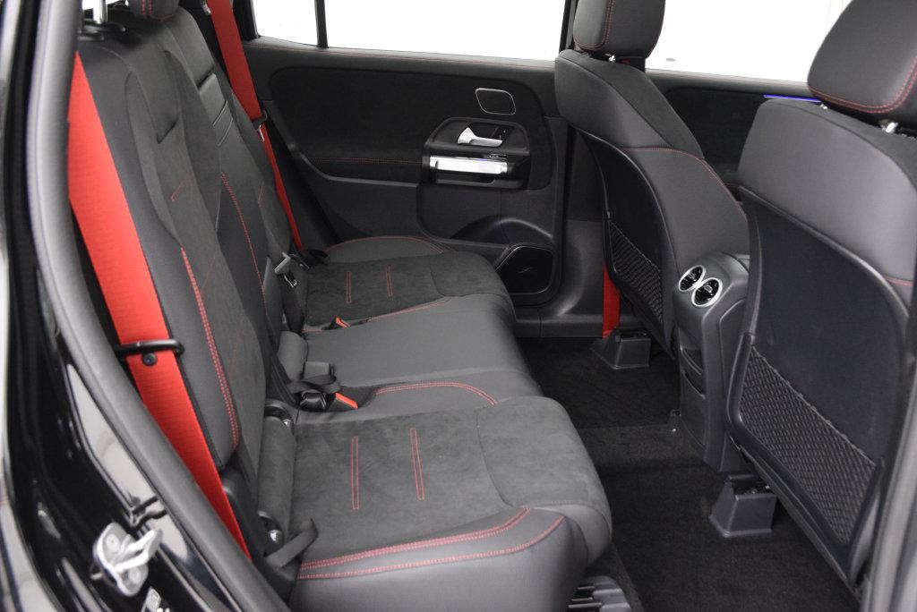 2026 Mercedes-BENZ AMG GLB 35 4MATIC 缩略图 19