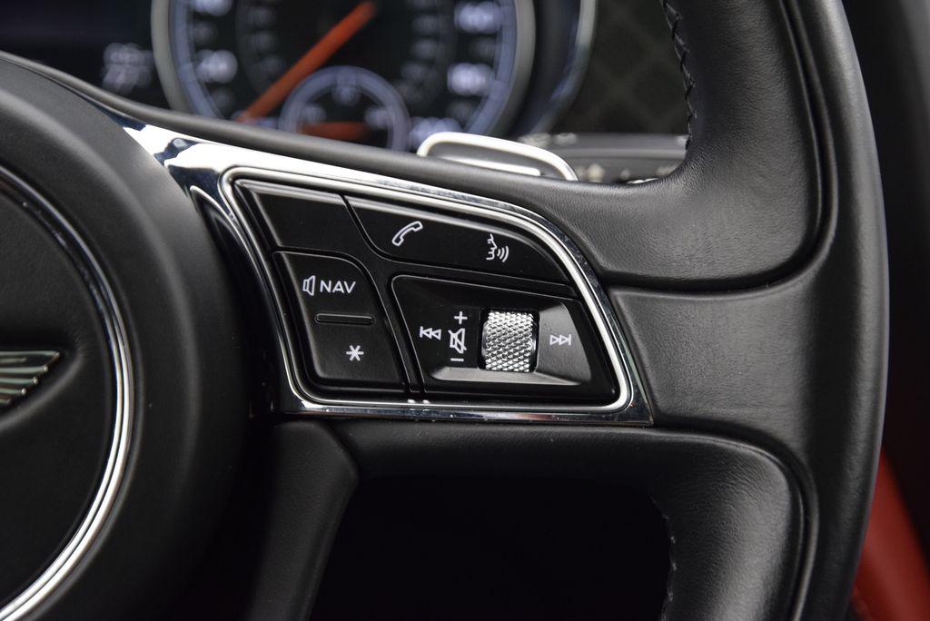 صورة مصغرة 25 لـ 2020 Bentley BENTAYGA V8