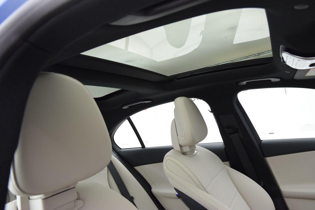 صورة مصغرة 18 لـ 2026 Mercedes-BENZ C-CLASS