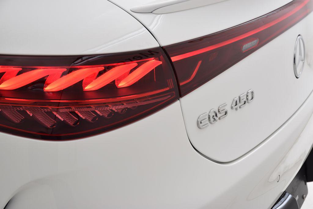 2026 Mercedes-BENZ EQS — миниатюра 13