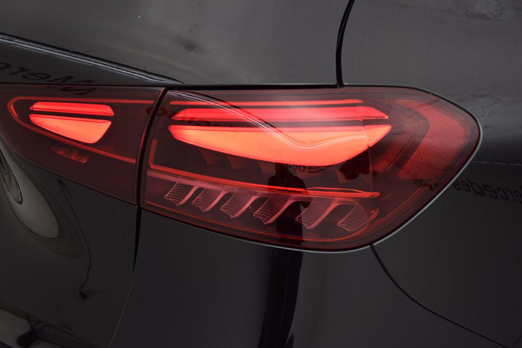2026 Mercedes-BENZ GLA — миниатюра 14
